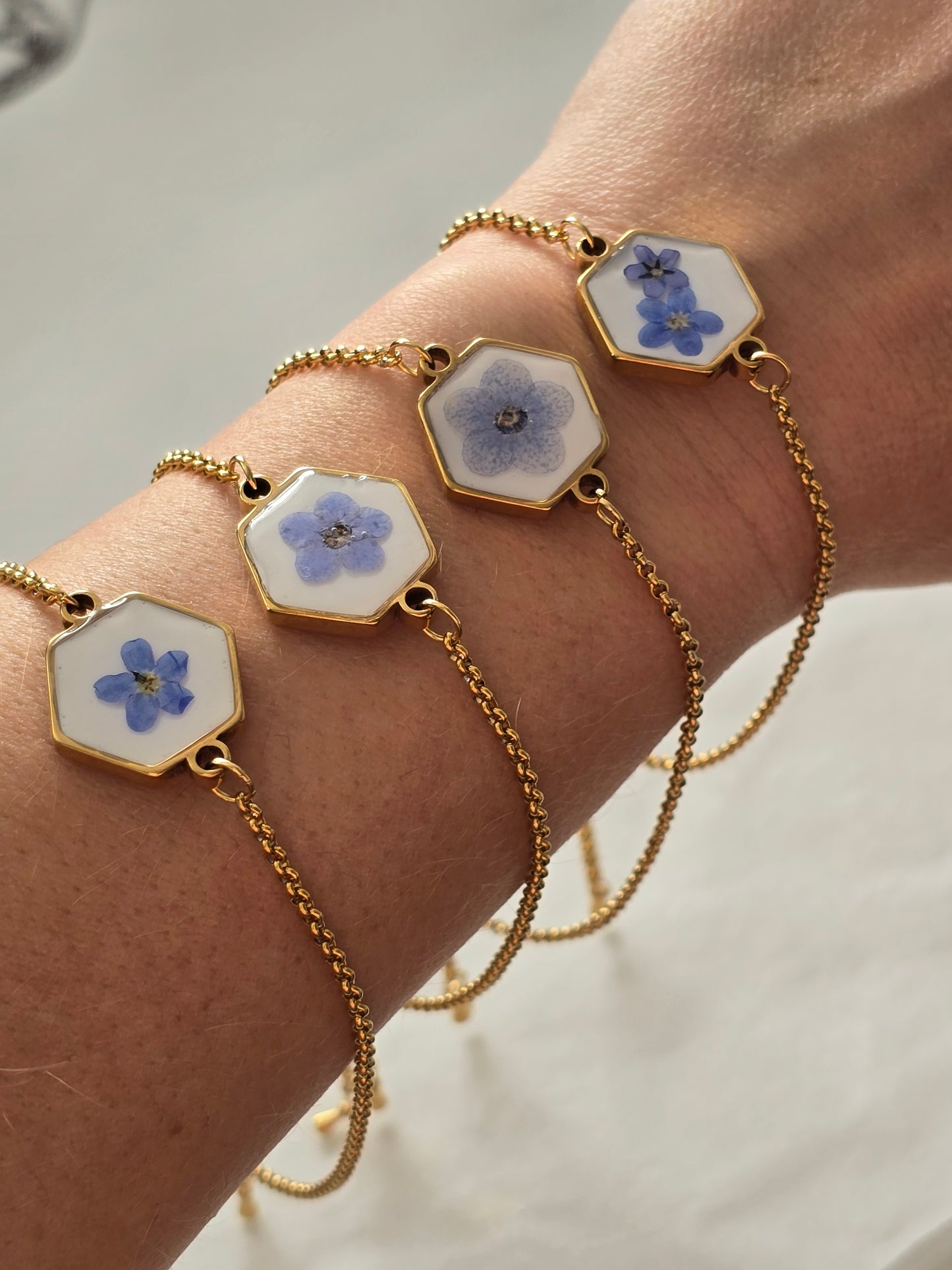 Forget Me Not Resin Bracelet "Gold"