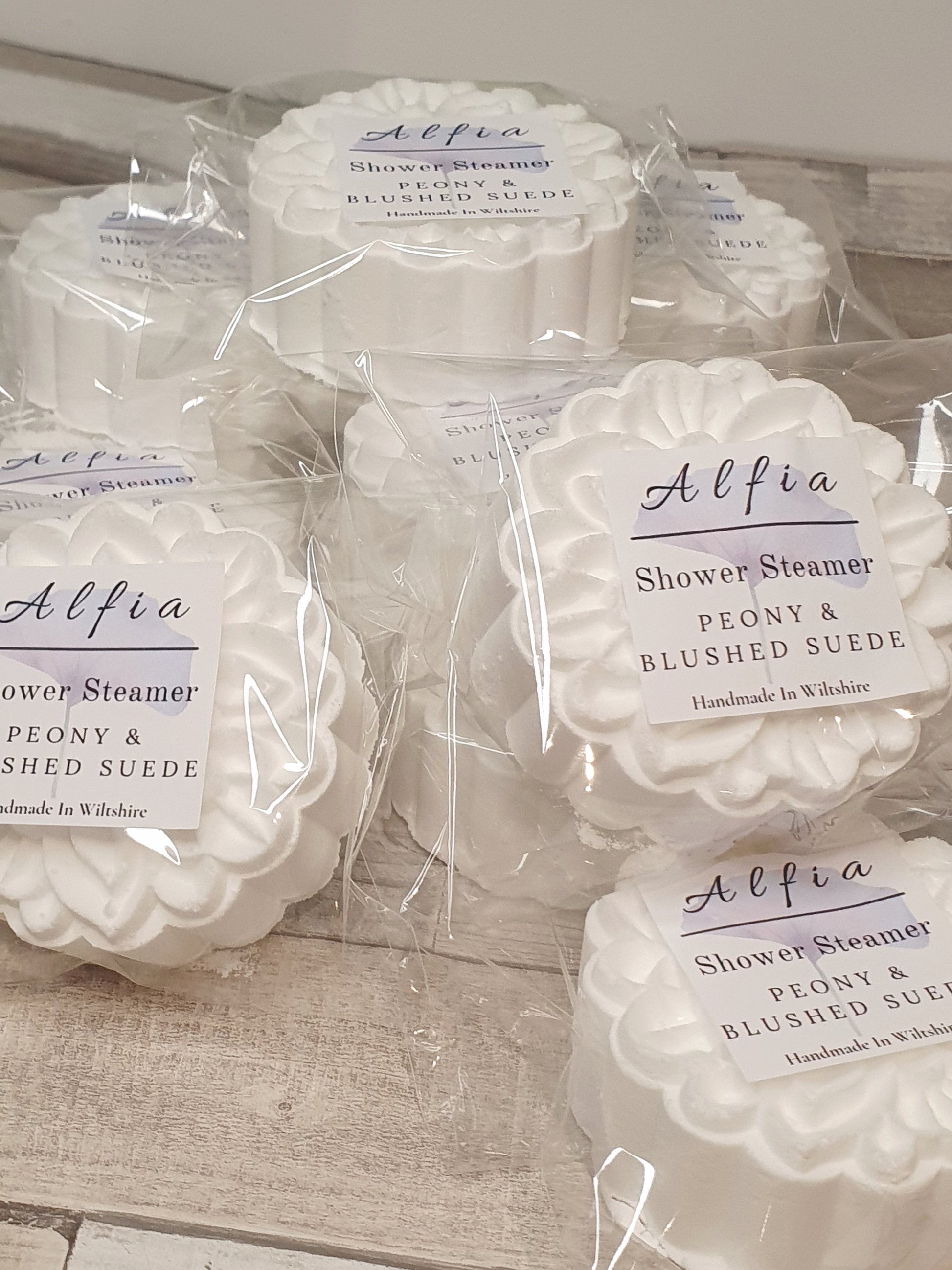 Shower Steamer "Peony & Blushed Suede" - Alfia