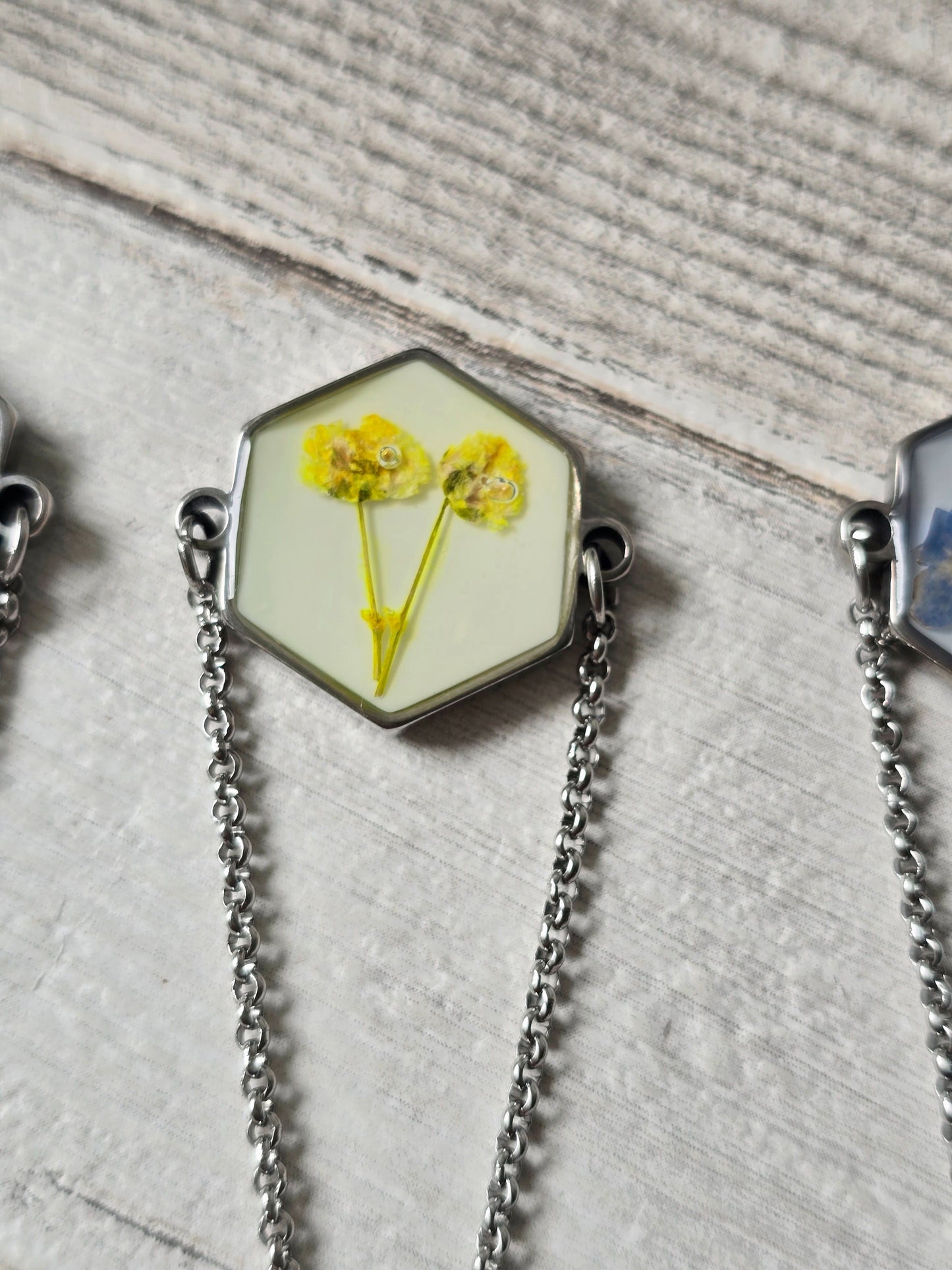 Yellow Flower Bracelet - Botanical Resin Jewellery - Silver - Adjustable
